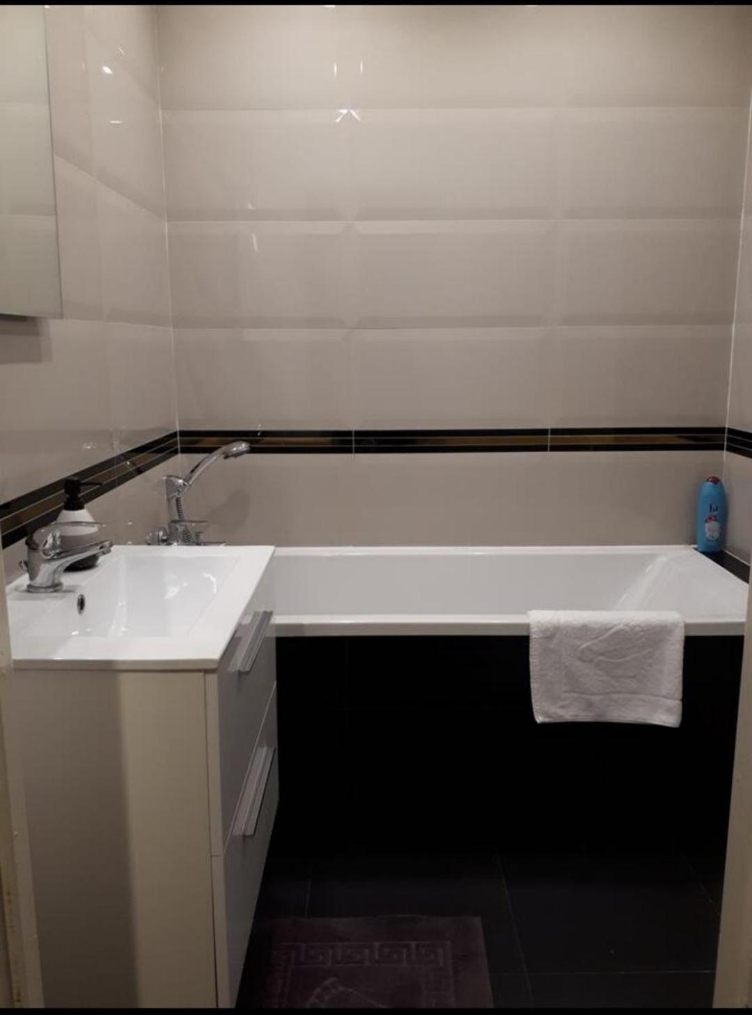 Apartament Blisko Centrum Miasta ジェロナ・グラ エクステリア 写真